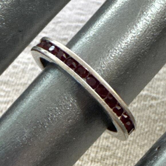 Silver Tone, Ruby, Garnet Look Ring Size 6 - Picture 1 of 2